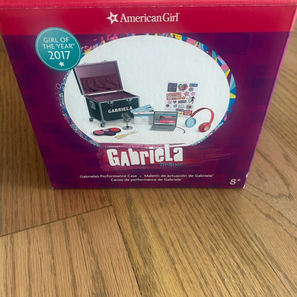American Girl Gabriela’s performance case set